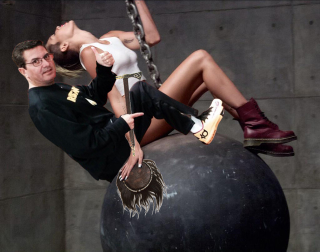 Illustration for article titled Your Best Dan Snyder Photoshop Contest Submissions